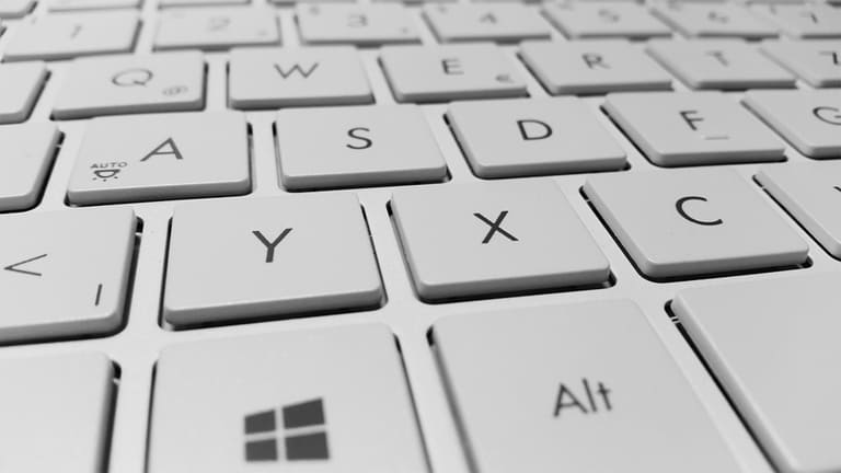 cara mengaktifkan keyboard laptop yang terkunci