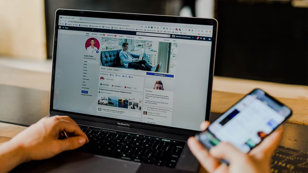 Cara Menghapus Semua Status Facebook di Android dan PC